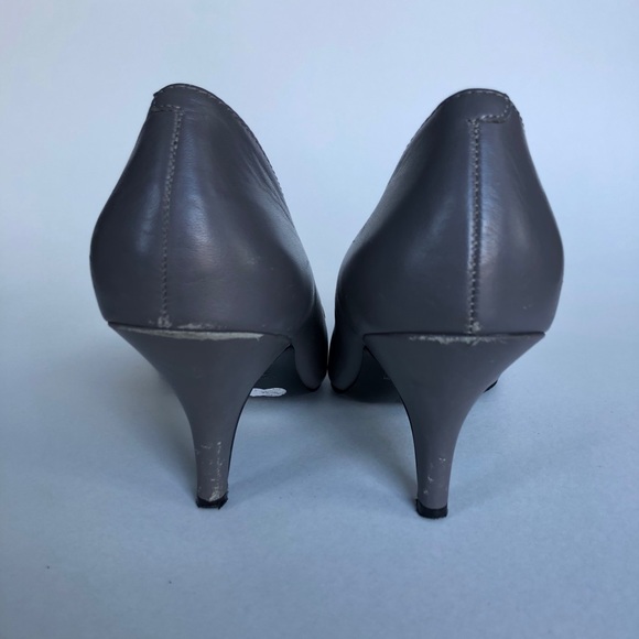 BCBG Grey Kitten Heels - Picture 6 of 10